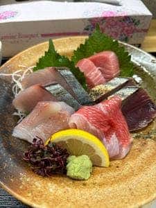 魚屋 UOTACHI