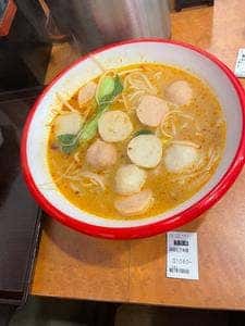 楊銘宇 黄燜鶏米飯 高田馬場店