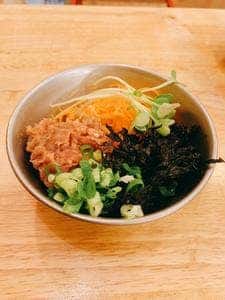 立ち呑みスタンド とれまろ