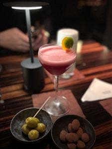 ラウンジバー プリヴェ