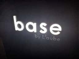base by L'aube
