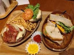 KUA`AINA りんくうプレミアムアウトレット店