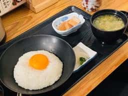一卵亭