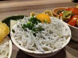 丼と魚LEE 心斎橋OPA店