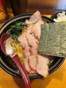 横浜家系ラーメン 宗八 柏店