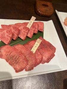 焼肉専科 肉の切り方 銀座数寄屋橋店