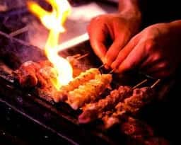 炭火塩焼鶏 たまい