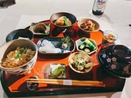 くにんだ