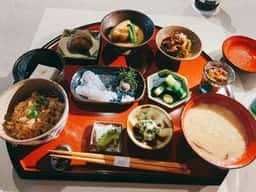 くにんだ