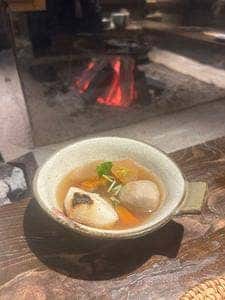 囲炉裏と鍋 三九