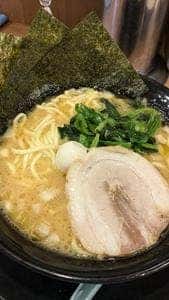 横浜家系ラーメン 綱島商店