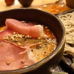 まるそ