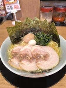 横浜家系ラーメン 町田商店 mozoワンダーシティ店
