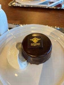 ホーフベッカライ エーデッガー タックス