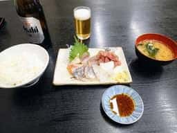 三代目 田久保食堂