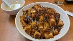 中華料理 華栄