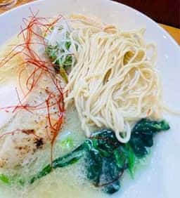 鶏白湯ラーメン ぱいず