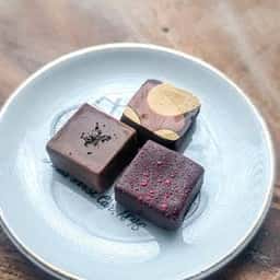 BLUE CACAO