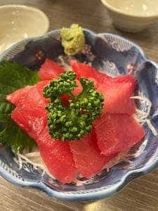 酒屋の酒場