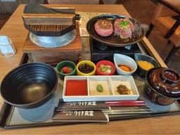 釜炊きごはんとハンバーグ タイチ食堂 徳重店