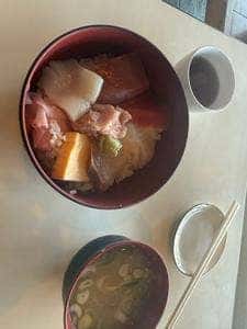 魚鶴本店