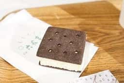 六花亭 小樽運河店