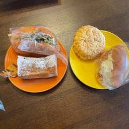 てるパン