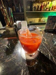 bar moon walk 池袋駅前店
