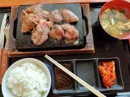 ワンダーステーキ 玉津店