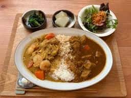 自然食と本格カレーの店 Be HAPPY