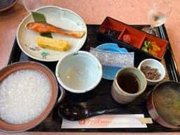 石かわ伊勢店