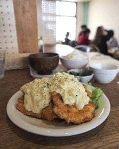 ココチ食堂