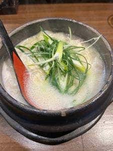 ホルモンらーめん 8910 梅田店