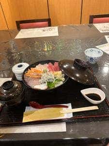 だいにんぐ まめた