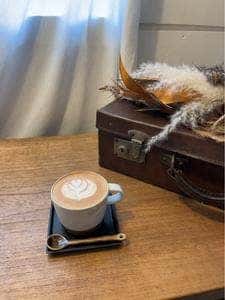 &ROe coffee latte stand