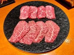 A NIKU produce by 新井屋