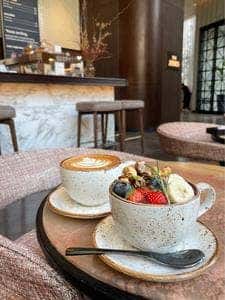 Tha Jones Cafe&Bar