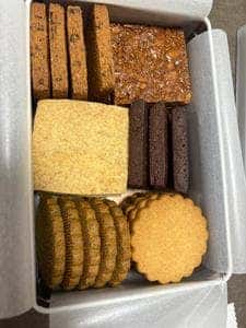 シヅカ洋菓子店 自然菓子研究所 三田本店