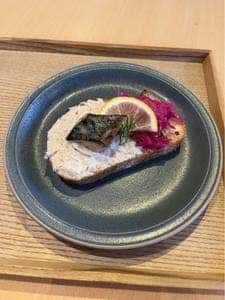 ひぐらしベーカリー 北区立中央図書館店