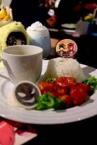 SMILE BASE CAFE 池袋店