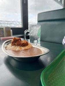 ラッキーピエロ マリーナ末広店