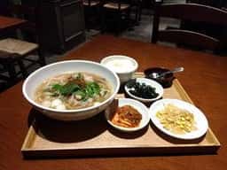 晴レ時々タッカンマリ食堂 梅田店