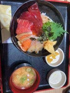 駿河湾の恵み 家族庵 海鮮丼