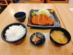 もつ焼き一八 立川店