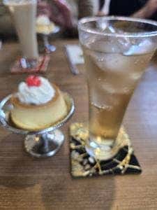 十人十家 vories Cafe & Art Lab
