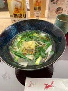 京出汁おいなり 釣狐 大阪国際空港店