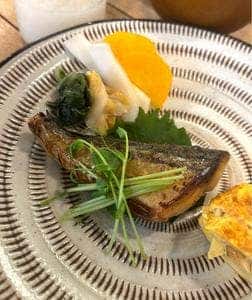 朝ごはん処 結亭