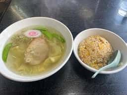 中華料理 吾作 東口店