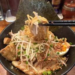 ひろや
