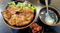 焼肉丼 たどん